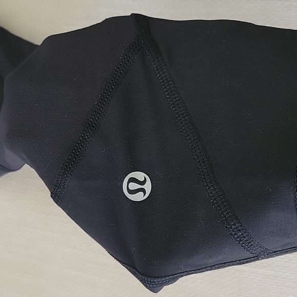 Lululemon Crop Leggings - Picture 3 of 4